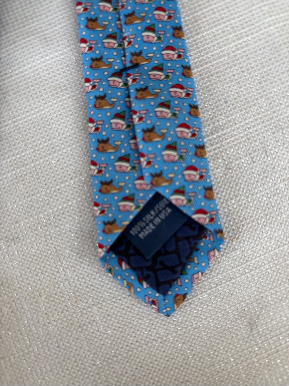 Vineyard vines Christmas themed tie blue